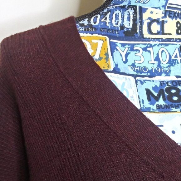 TOPSHOP Slouchy Ribbed V-Neck Sweater Maroon / Burgundy Cozy Oversized Sz XS NWT - Picture 6 of 10